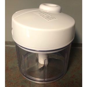 EUC Pampered Chef manual food processor